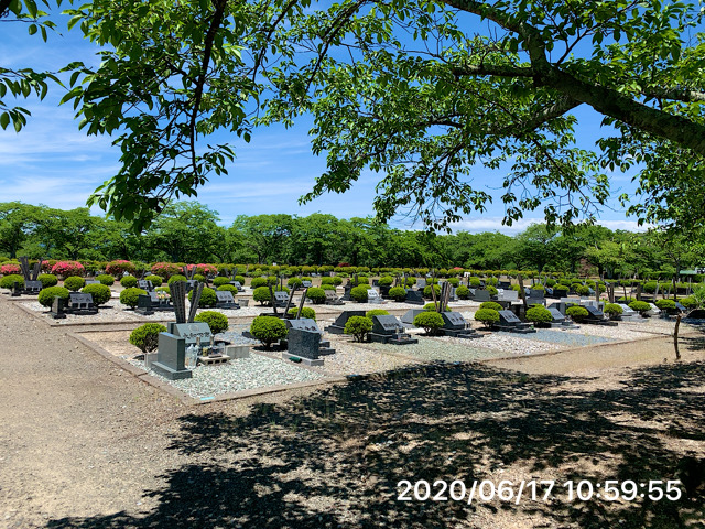 東山霊園