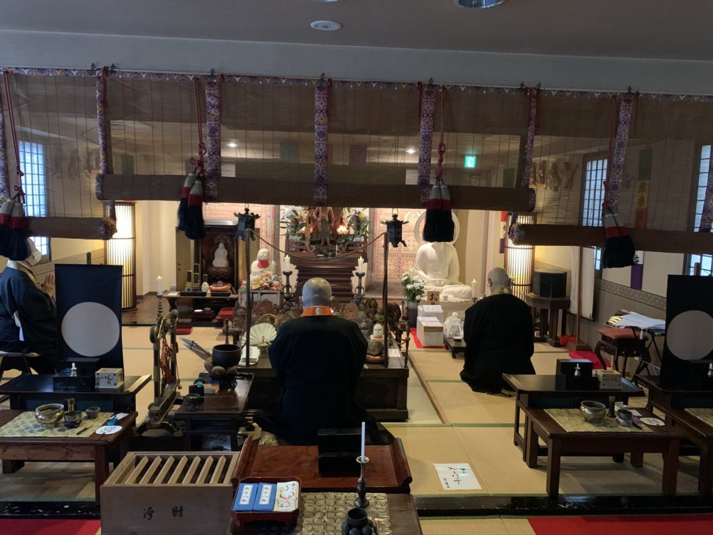 納骨法要